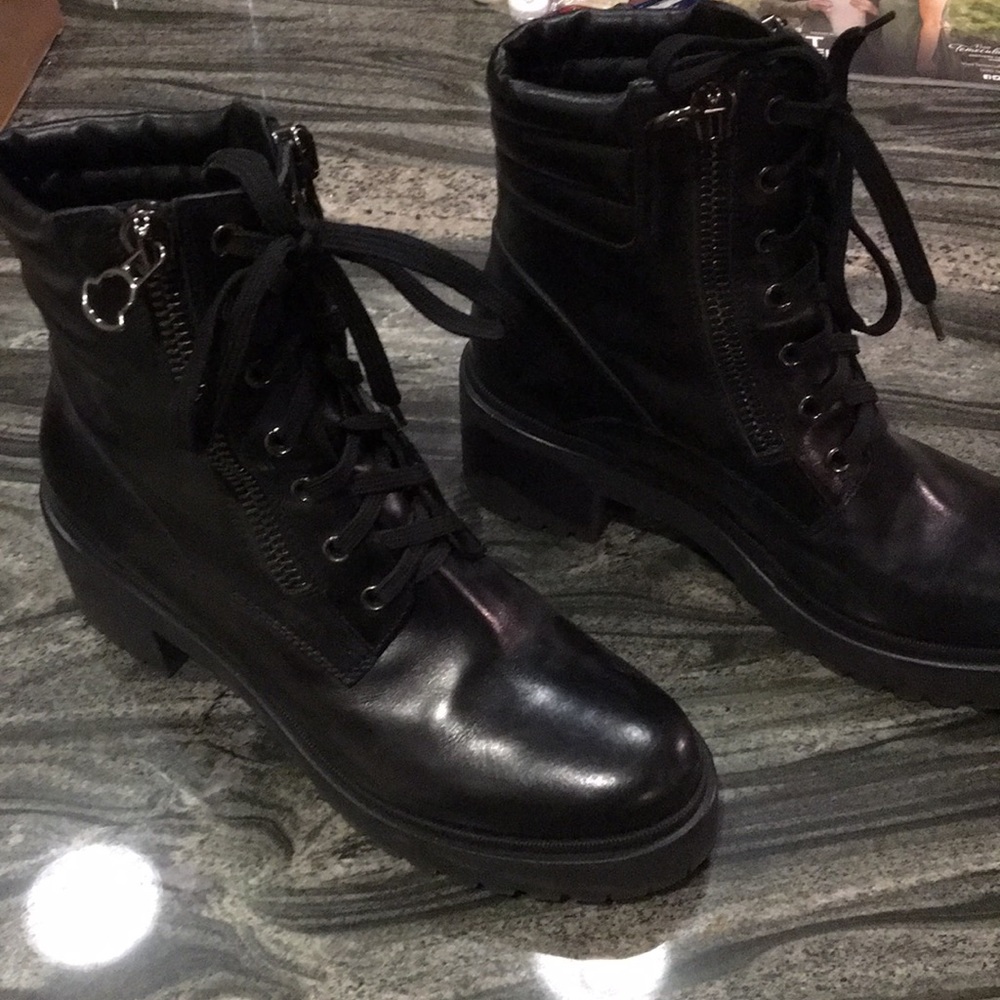 Moncler Viviane Leather Ankle Boots